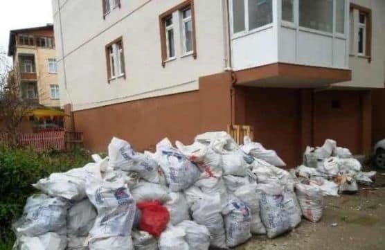 Debarasari apartamente case boxe