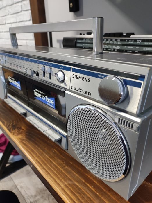 Радиокасетофон Siemens club 818