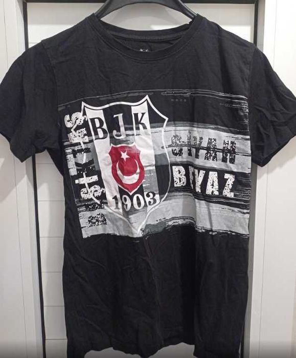 Оригинална фенска тениска на Бешикташ