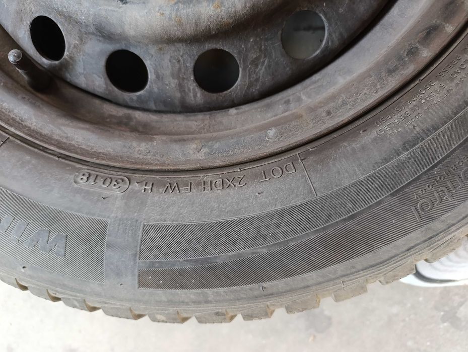 Зимни гуми HANKOOK 195/65/15 RS2 - 2бр.