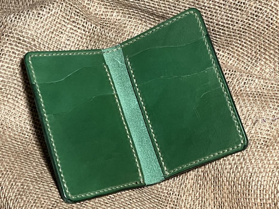 Vand portofel piele handmade verde, negru