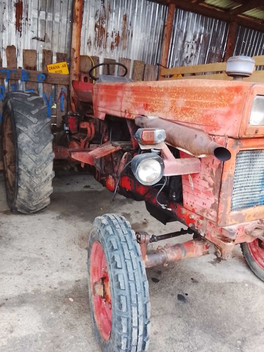 Vând tractor u 650