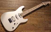 Charvel Pro-Mod San Dimas Style 1 HSS HT M Platinum Pearl
