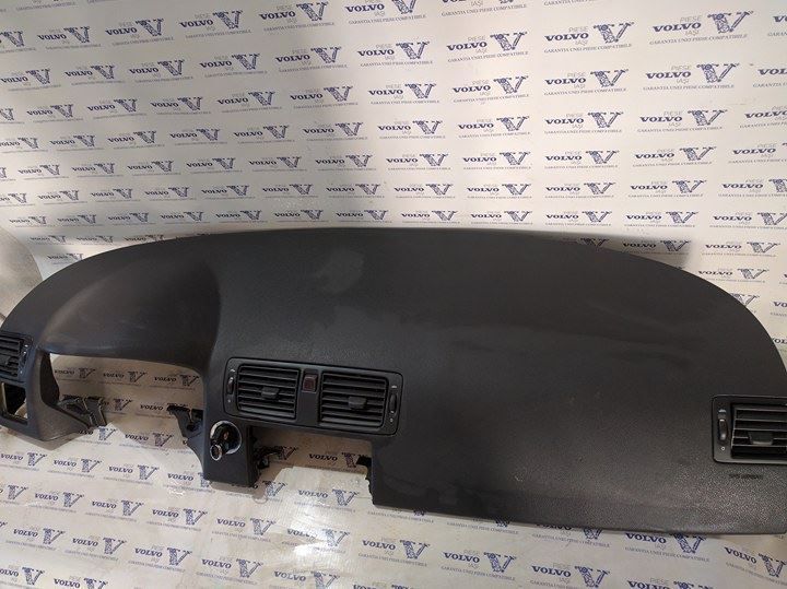 plansa de bord volvo s40 v50 c30 c70 volan pe stanga