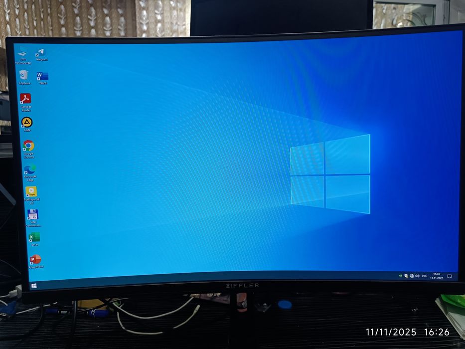 Ziffler 27 Ovalniy monitor - 180 Hz, RGB , Ovozli, Tepa pas boshqaruvl