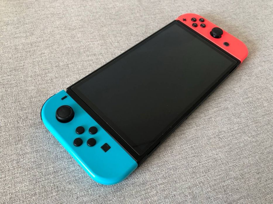 Прошитый Nintendo Switch OLED + 47 игр (Отправлю по РК)