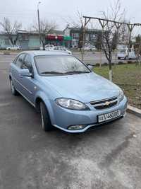 Chevrolet jentra  12.000 y.e