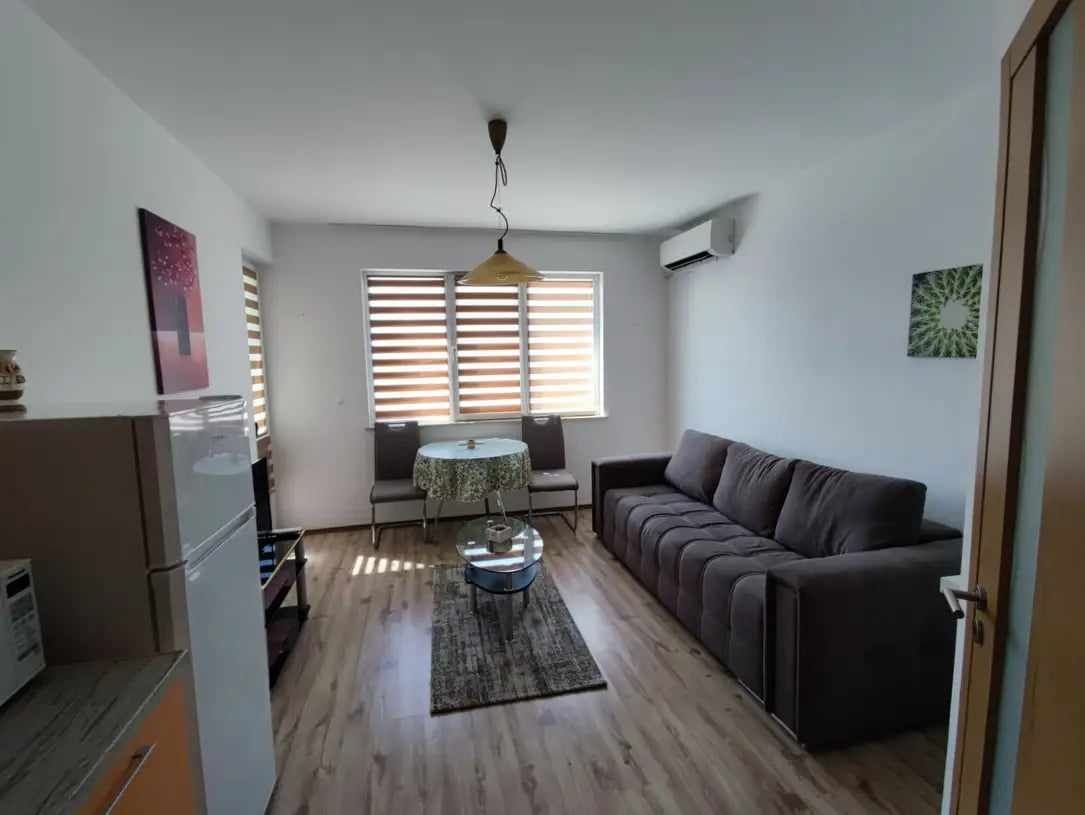 Дава се под наем Двустаен апартамент в Варна, Виница - 50 кв.м за 119900 € - Снимка #1