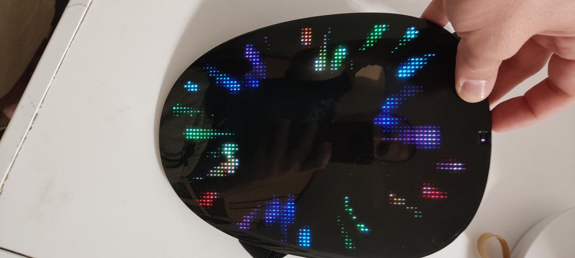 Halloween rgb art led маска с вградени анимации.