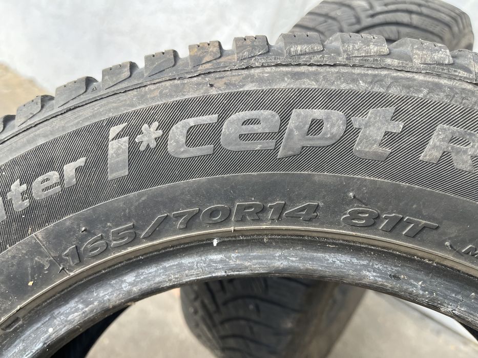 2 бр. зимни гуми 165/70/14 Hankook DOT 2517 5,5 mm