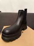 Bocanci UGG piele