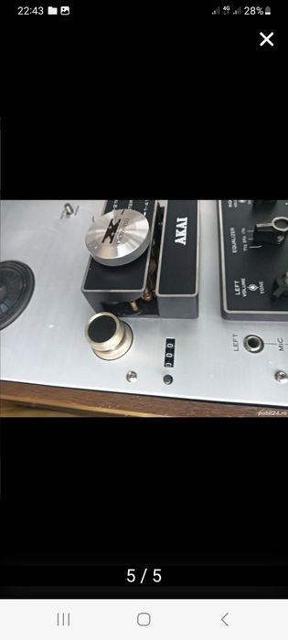 Magnetofon Akai X5000 cu amplificare și difuzoare incorporate