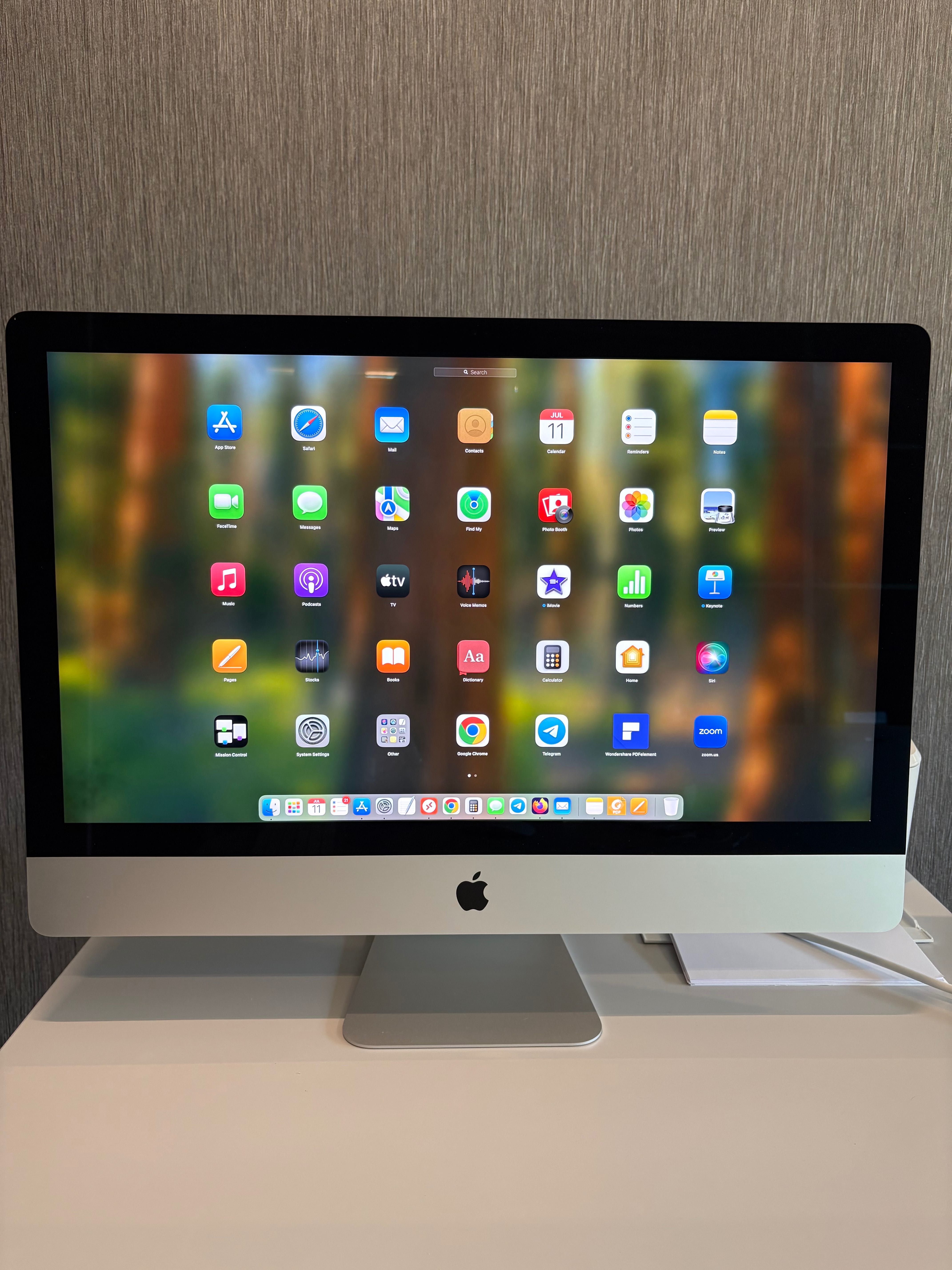 Компютър iMac Retina 5K, 27-inch, 2020