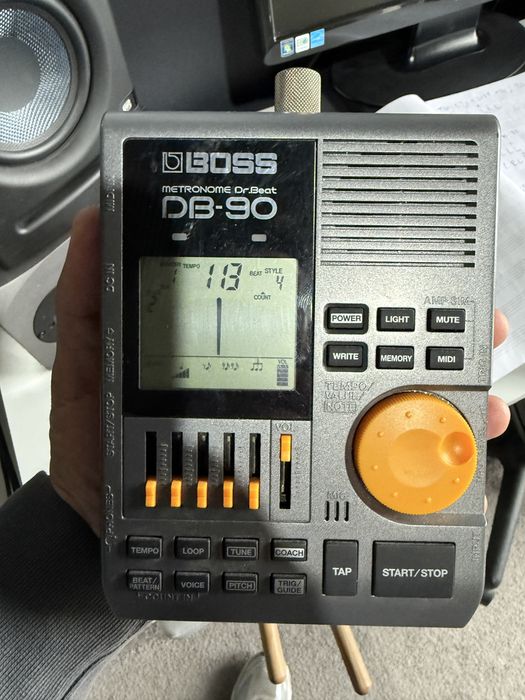Metronom digital BOSS DB-90