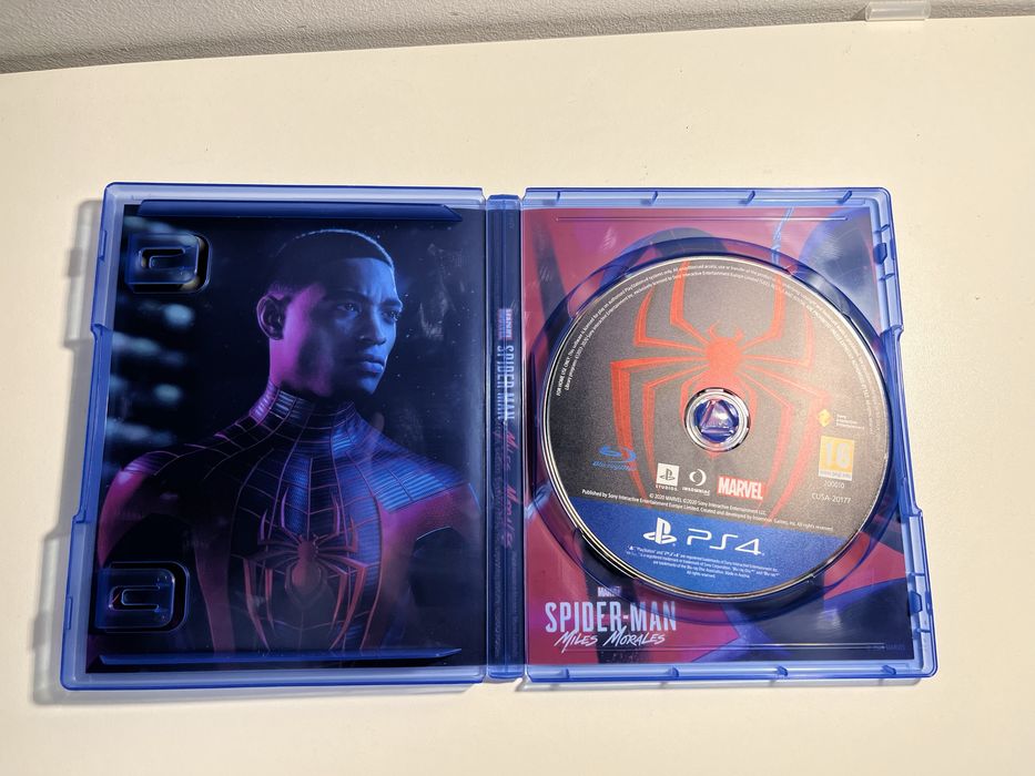Vând joc PS4 Spider-Man Miles Morales
