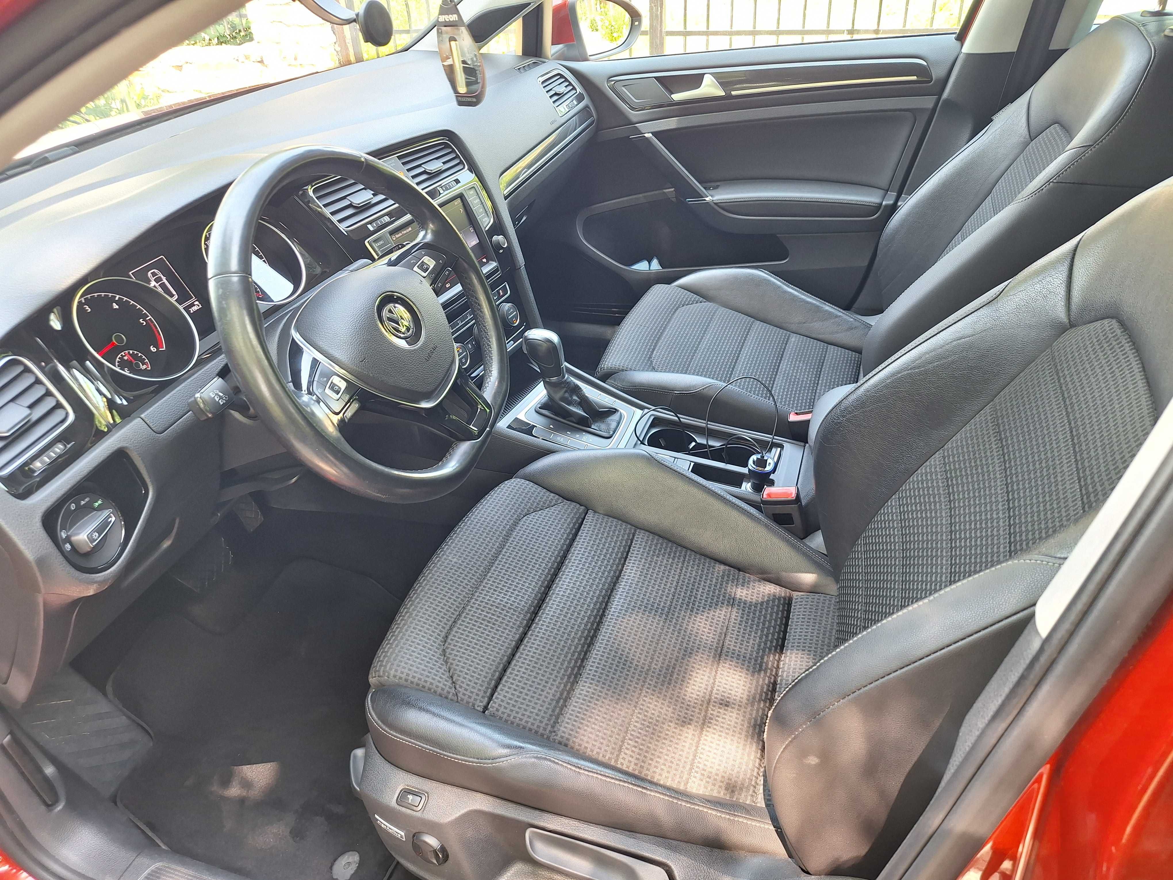 Volkswagen Golf 2.0 TDI DPF BMT DSG Highline