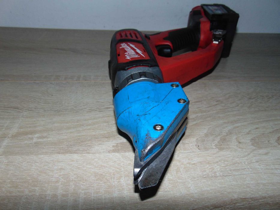 Milwaukee M18 BMS20 foarfeca tabla dreapta 2020