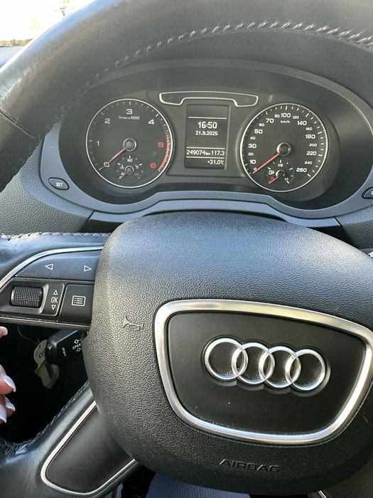 AudiQ3-2013 in stare impecabila vand sau schimb cu mercedes