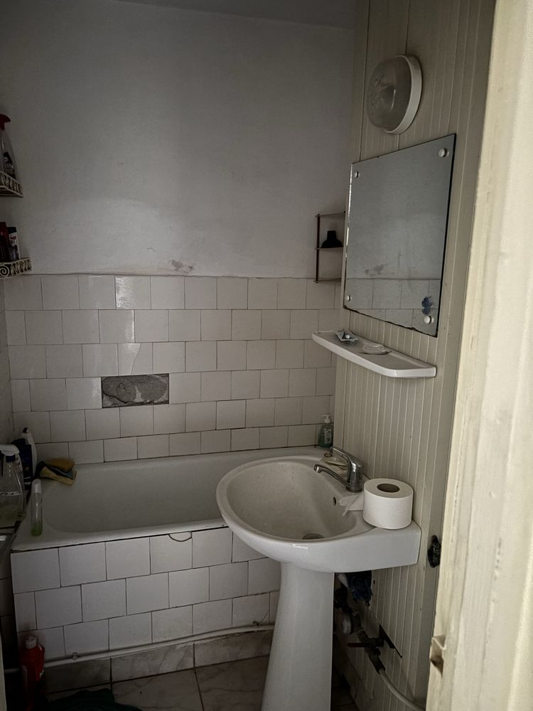 Vand Apartament 2 camere