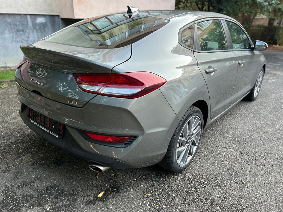 Vand Hyundai I30 fastback an 2020