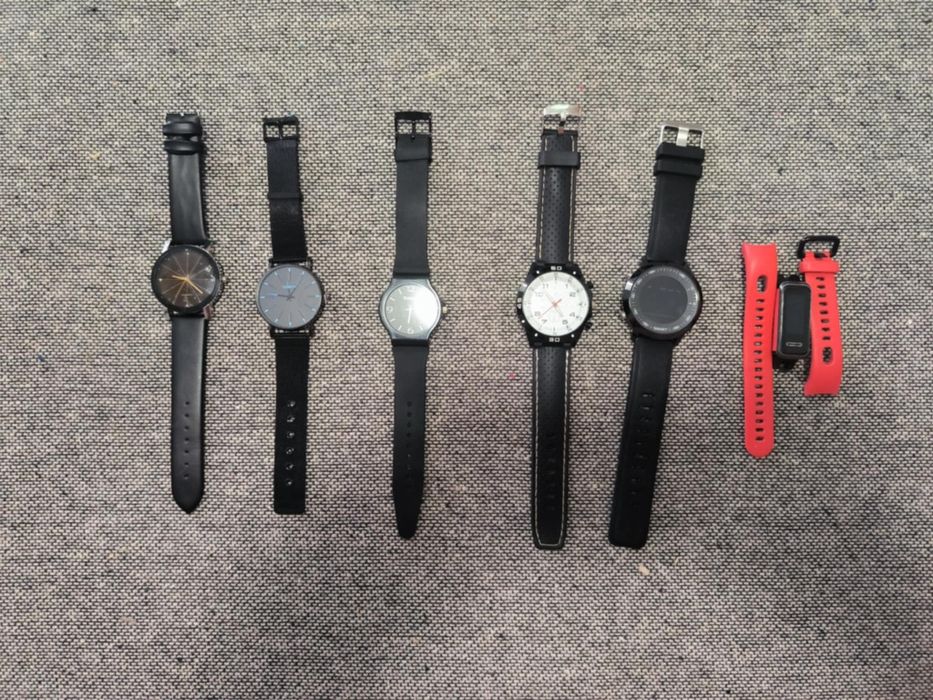 Ceasuri diverse modele