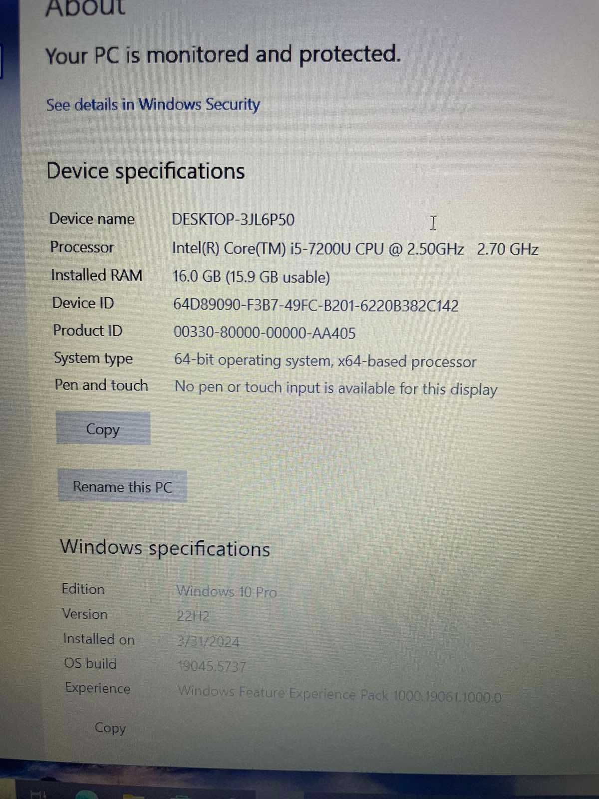 Лаптоп Dell Vostro
