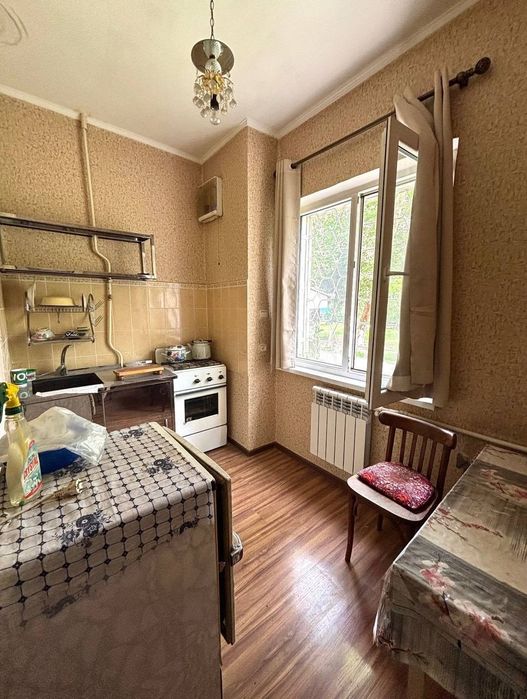 Юнусабад 9. 1/1/5 кафе Принц.