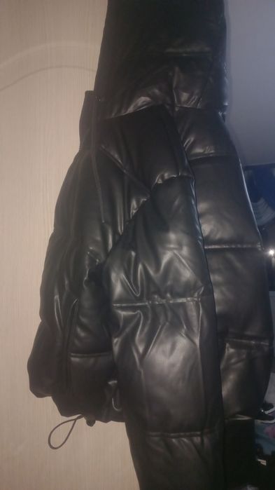 Продам новую куртку купили один раз одели и не стали носить  17.000