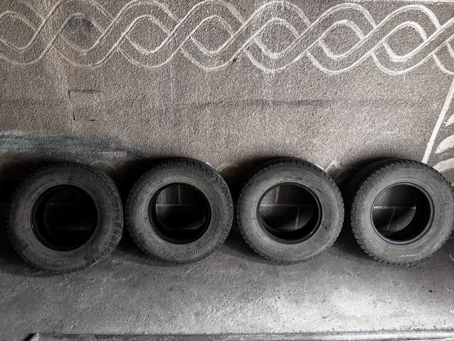 Зимняя резина(шины) Yokohama Geolander i/T-S