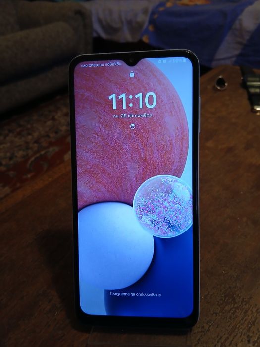 Продава се самсунг А13 /64 g