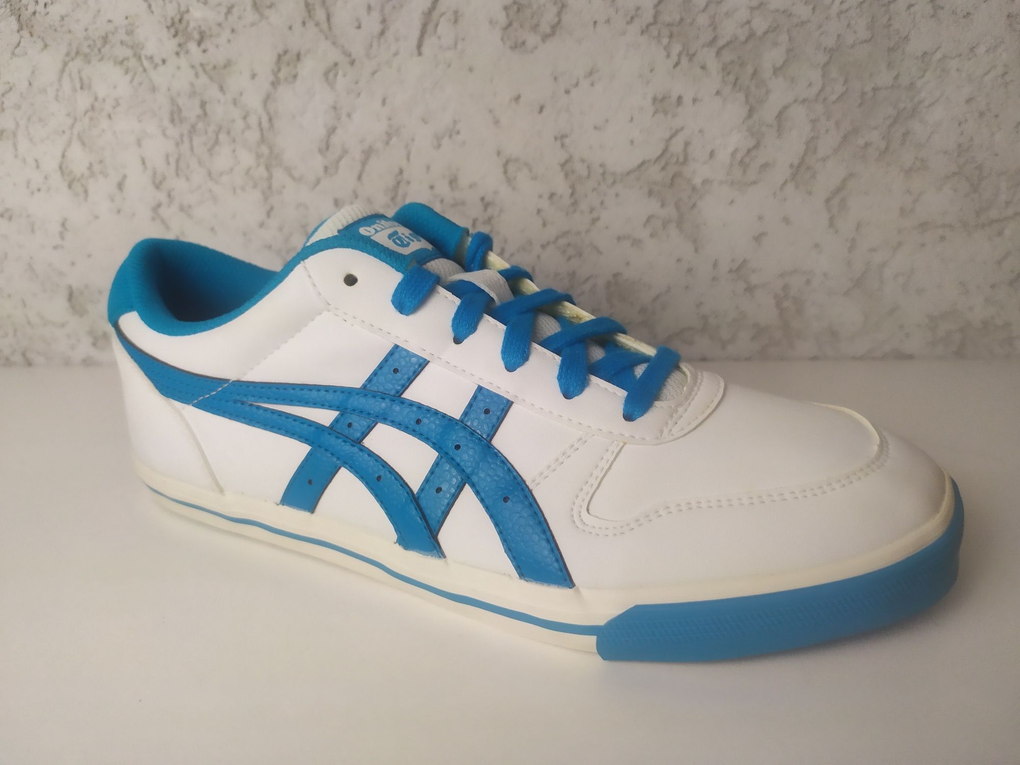 Маратонки Asics Onitsika Tiger 36,37,38,39,40