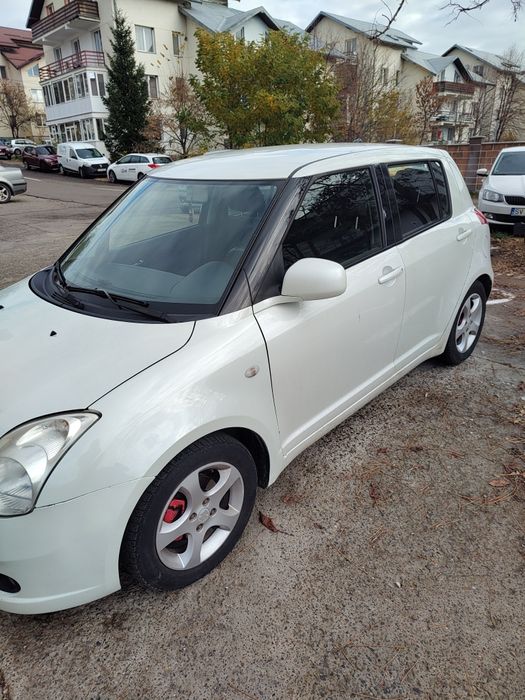 Vând Suzuki Swift 2008 230000km