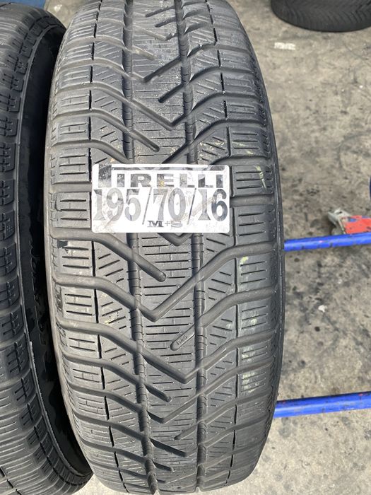 195/70/16 Pirelli M+S