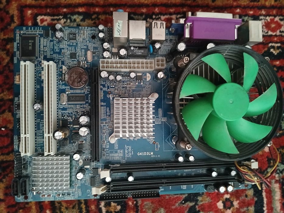 Продаются мат платы все сразу