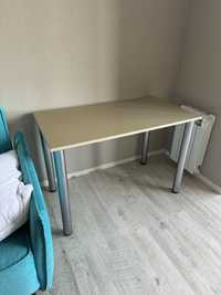 Стол для кухнной комнаты