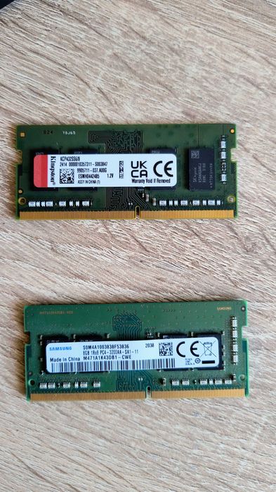 Vând două memorii RAM DDR4 8GB 3200MHz (total 16GB)