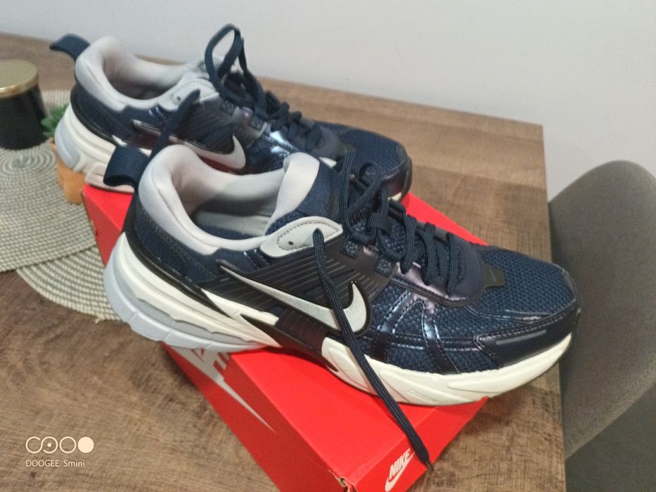 Nike v2k 44 номер 100% оригинал
