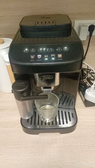 Aparat cafea DeLonghi Magnifica Evo