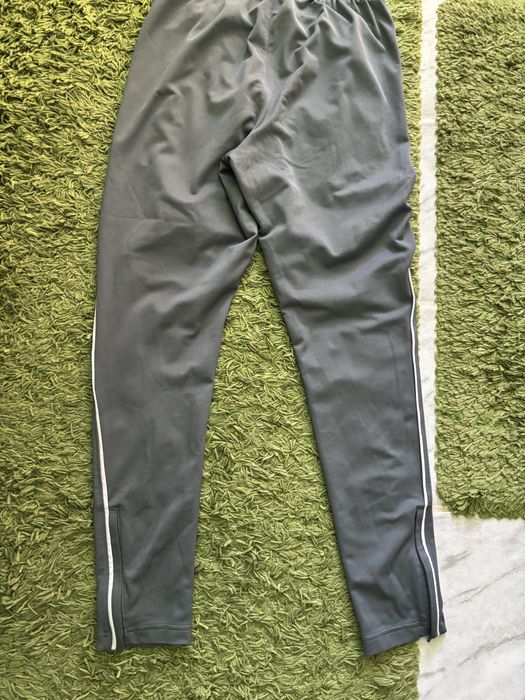 Under Armour M размер