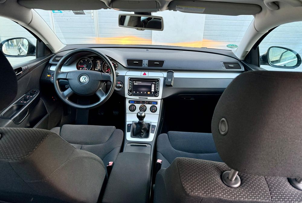 Volkswagen Passat B6 Euro 5 140CP Navi Încălzire Scaune Pilot Clima