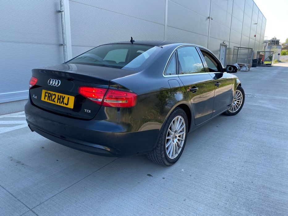 AUDI A4 2012 2.0 D automata 2012 UK anglia schimb variante auto rulote