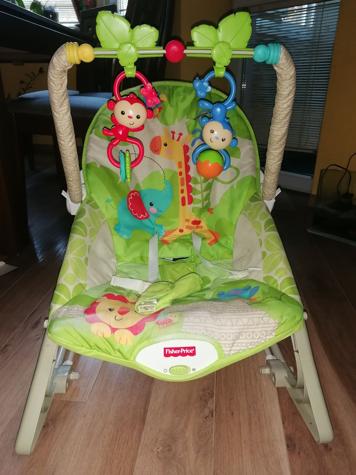 Бебешки шезлонг Fisher Price