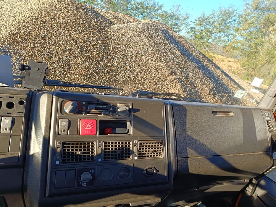 Vând Iveco basculabil 12T