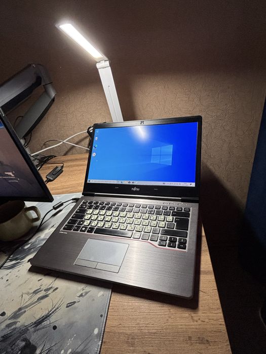 Продам ноутбук core i5/5/Озу 8/ссд256 гб