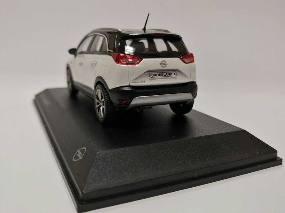 Macheta Opel Crossland X dealer edition 1:43