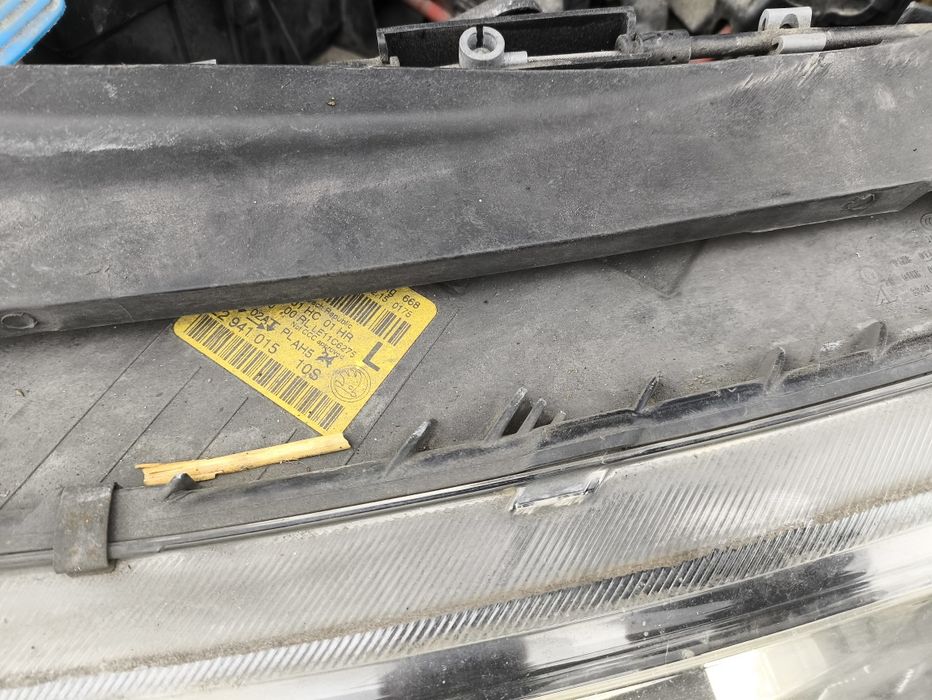 Фар за Skoda Octavia III