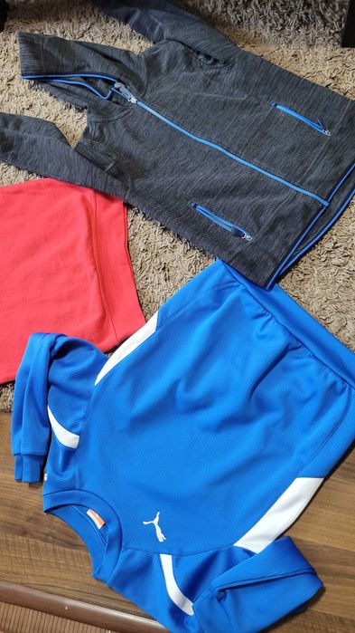 Lot 3 bluze 8-9 ani