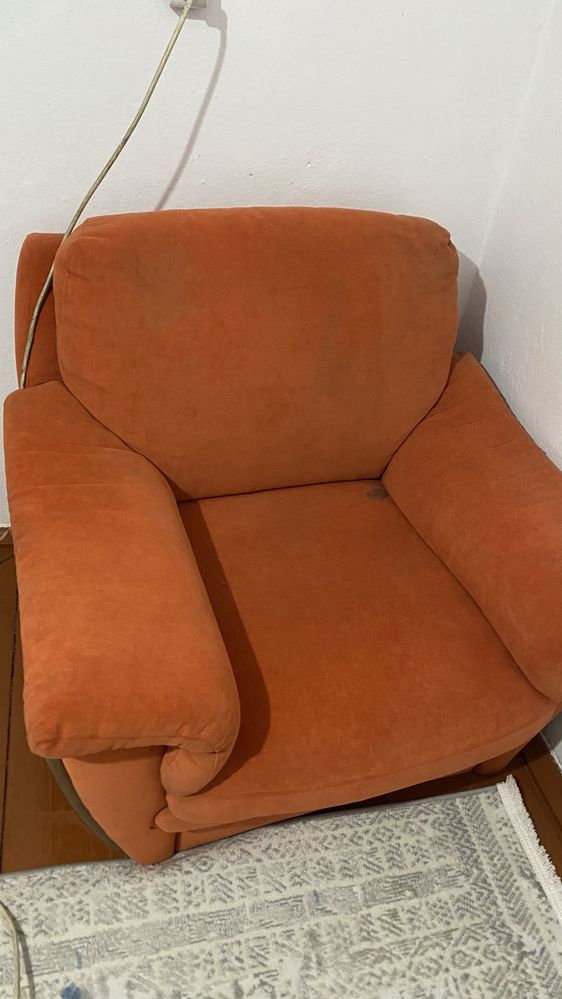 продам диван в хорошем состоянии