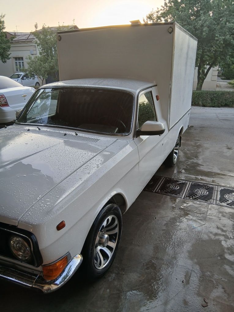 Volga 2411 sotladi 1987
