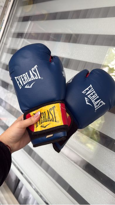 Перчатки бокс и лапы